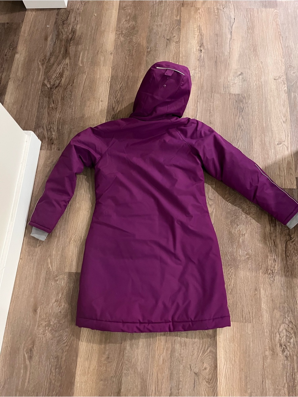 MEC Girl’s Hooded Ski Jacket - Magenta - Picture 3 of 3